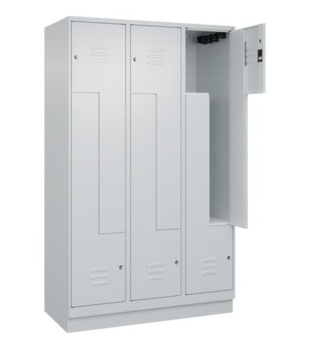 C+P Armoire vestiaire Z Classic Plus, largeur de compartiment 200/400 mm  L