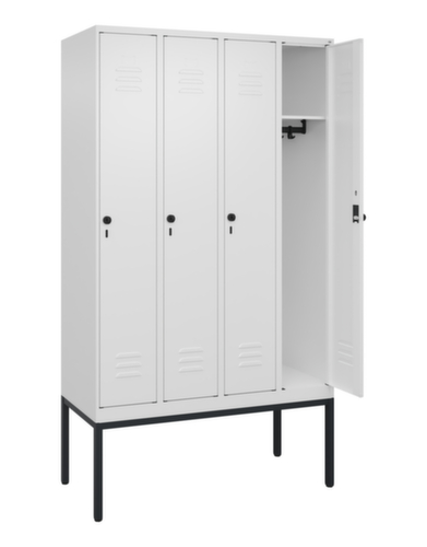 C+P Armoire vestiaire Classic Plus à 4 compartiments, largeur de compartiment 300 mm  L