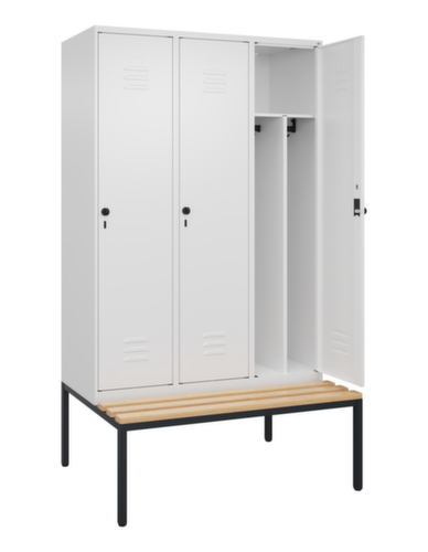 C+P Armoire vestiaire avec banc Classic Plus pour une séparation en noir et blanc, largeur de compartiment 400 mm  L