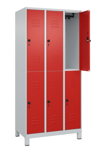 C+P Armoire vestiaire à deux niveaux Classic Plus, largeur de compartiment 300 mm  L