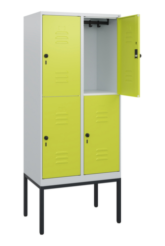 C+P Armoire vestiaire à deux niveaux Classic Plus, largeur de compartiment 400 mm  L