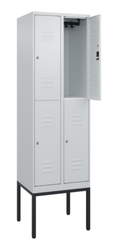 C+P Armoire vestiaire à deux niveaux Classic Plus, largeur de compartiment 300 mm  L