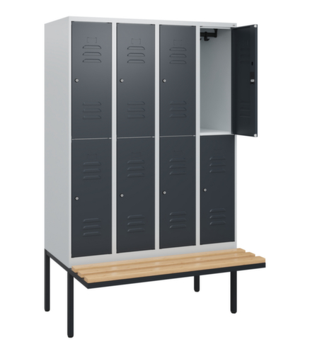 C+P Armoire vestiaire à deux niveaux Classic Plus avec banc, largeur de compartiment 300 mm  L