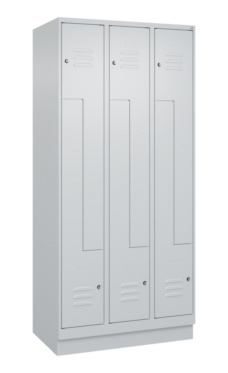 C+P Armoire vestiaire Z Classic Plus, largeur de compartiment 150/300 mm