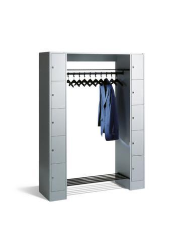 C+P Schließfach-Garderobe Classic mit je 5 Fächern rechts und links, Breite 1430 mm