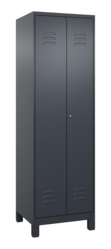 C+P Armoire vestiaire pour EPI Classic Plus pour une séparation en noir et blanc, largeur de compartiment 300 mm