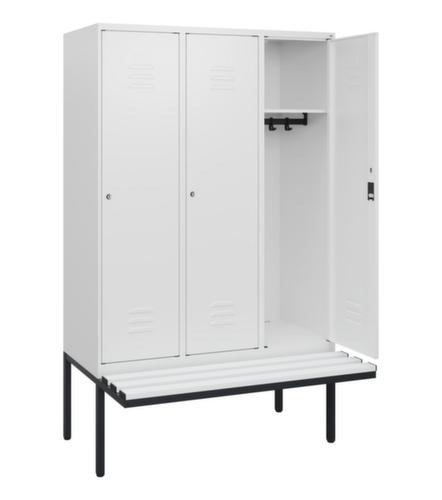 C+P Armoire vestiaire Classic Plus avec banc, largeur de compartiment 400 mm