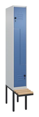 C+P Armoire vestiaire Z Classic Plus avec banc intégré, largeur de compartiment 300 mm