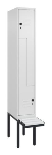 C+P Armoire vestiaire Z Classic Plus avec banc intégré, largeur de compartiment 300 mm