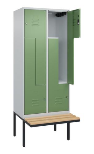 C+P Armoire vestiaire Z Classic Plus avec banc intégré, largeur de compartiment 400 mm