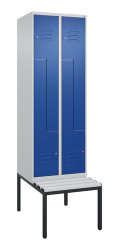 C+P Armoire vestiaire Z Classic Plus avec banc intégré, largeur de compartiment 300 mm